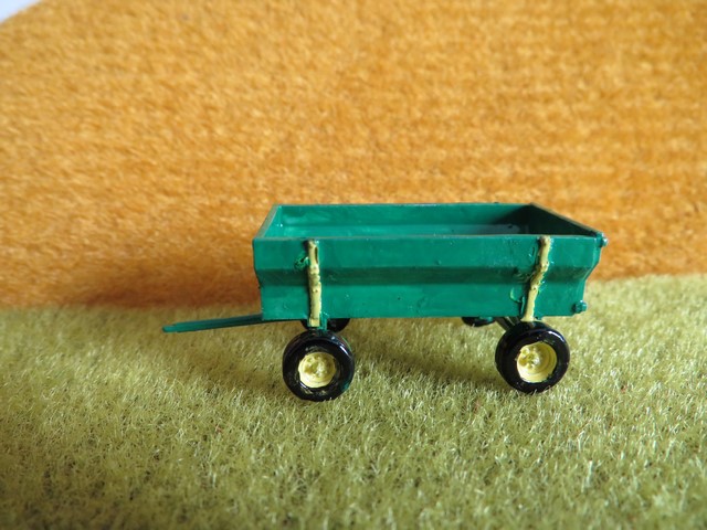 John Deere remorque Triumph             .JPG