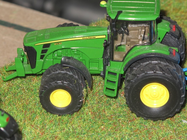 John Deere 8530 roues jumellées          .JPG