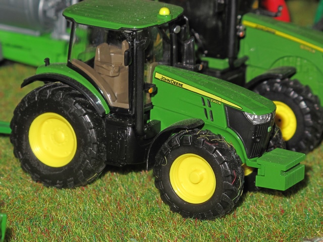 John Deere 7260R                 .JPG