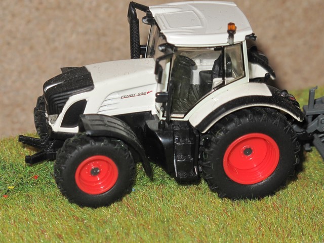 Fendt vario 936 blanc.JPG
