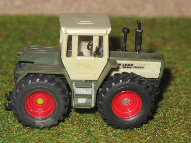 MB Trac 1800 turbo                 .JPG