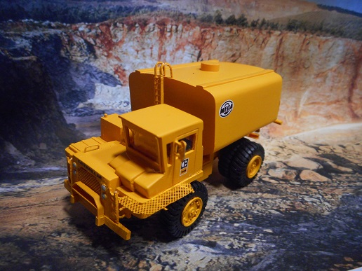 769 B arroseuse.JPG