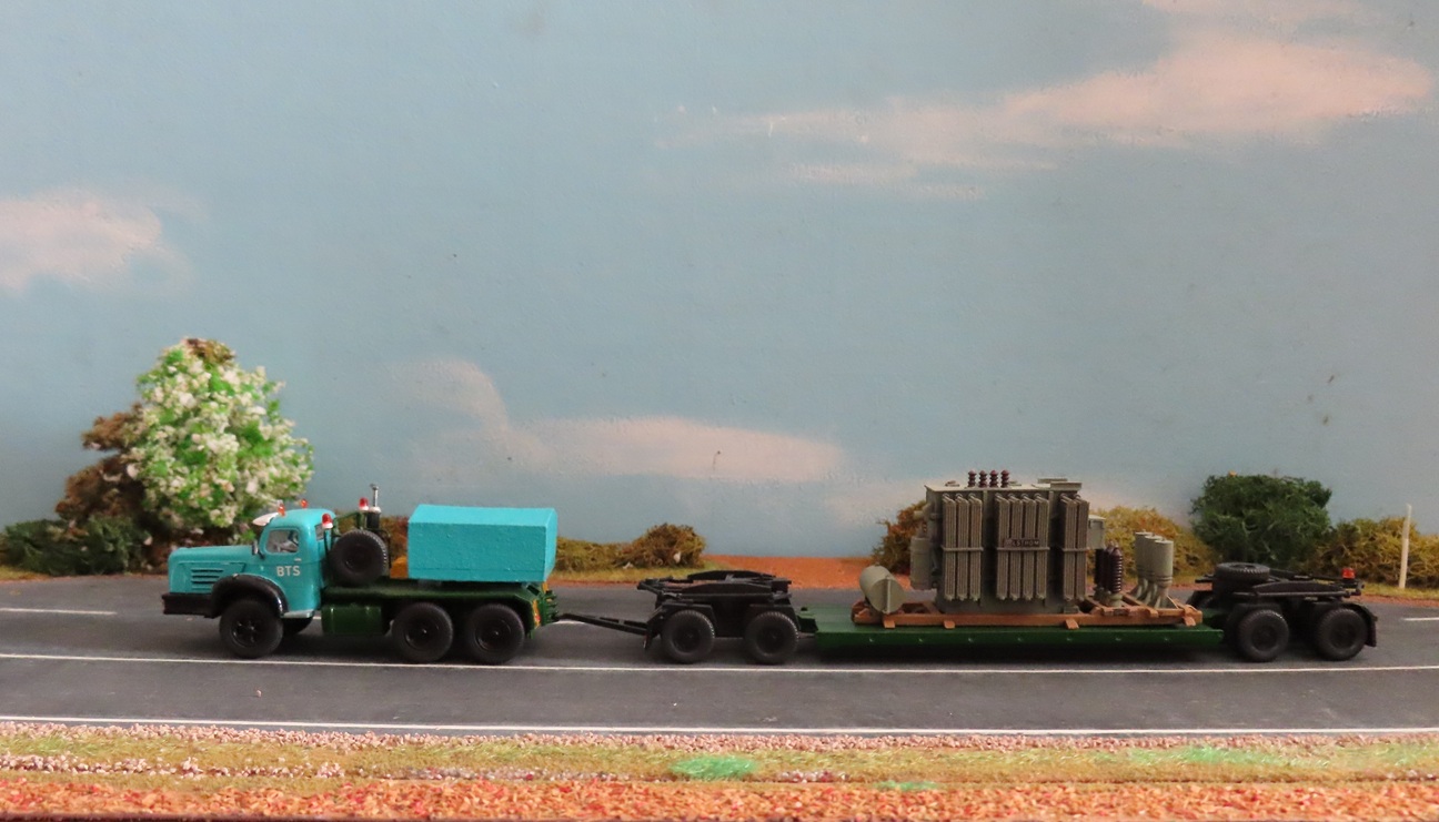 Berliet Transfo Paint 1.jpg