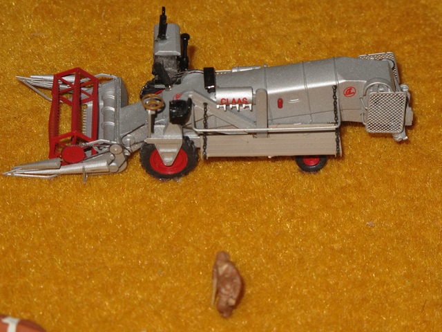 Claas moissonneuse- batteuse Europa de 1958              .JPG