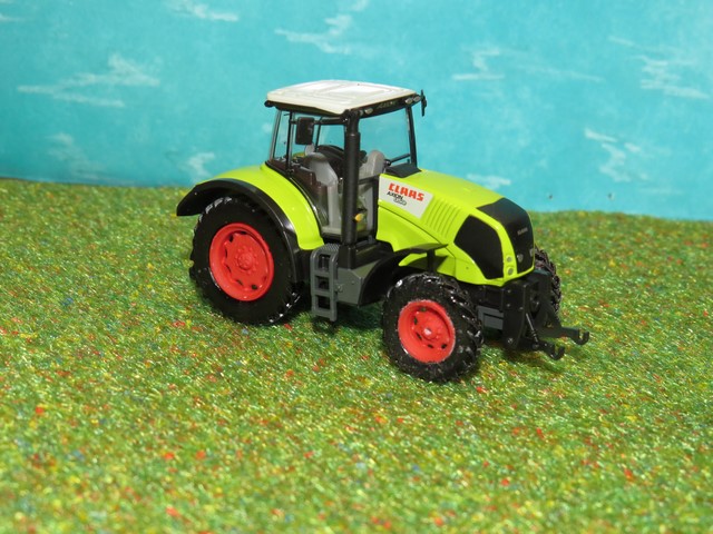 Claas Axion 850 roues étroites    .JPG