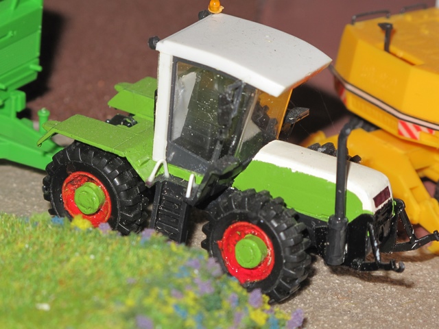 Claas Xerion 2500                   .JPG