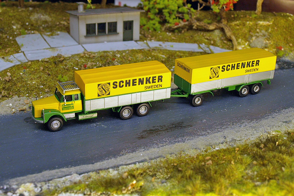 schenker scania.jpg