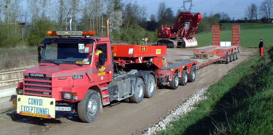 Transports d'engins T.P  de la R.E.P 01.jpg
