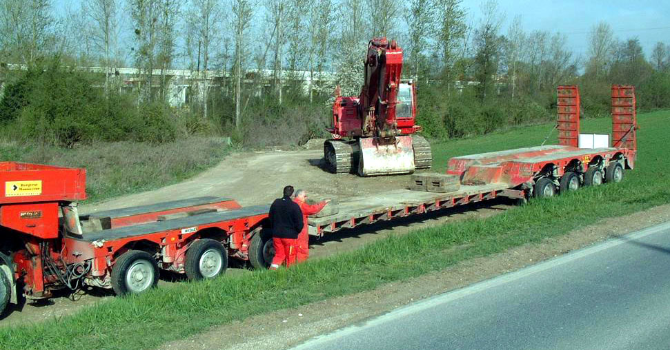 Transports d'engins T.P  de la R.E.P 03.jpg