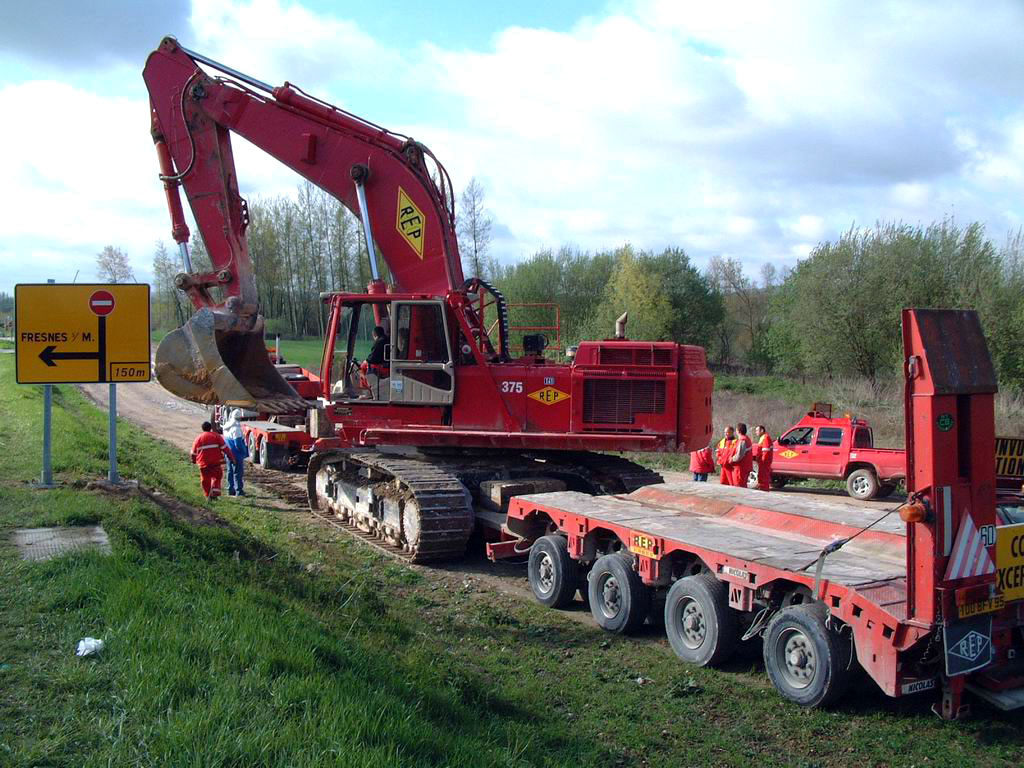 Transports d'engins T.P  de la R.E.P 06.jpg