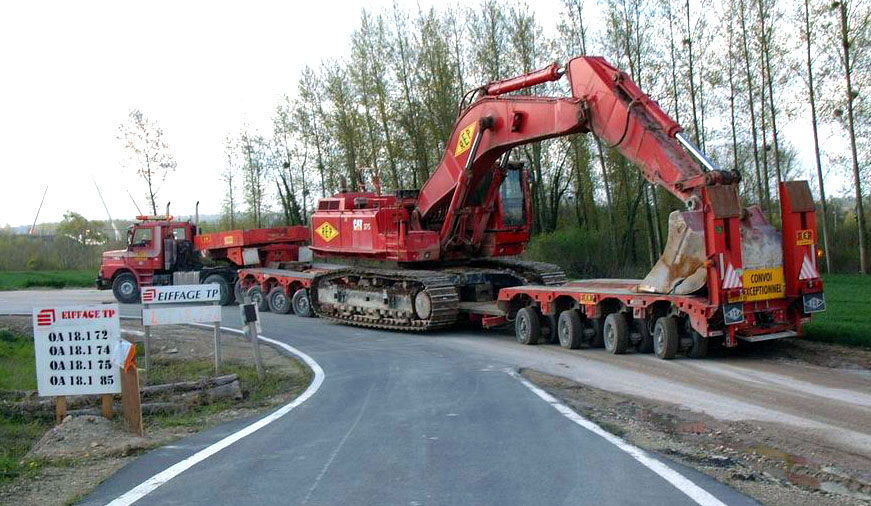 Transports d'engins T.P  de la R.E.P 19.jpg