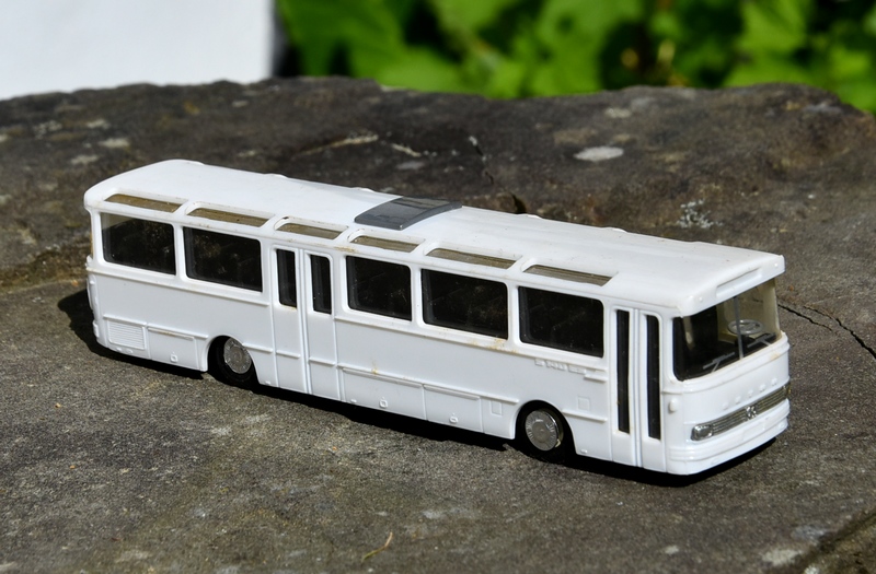 Setra S140 ES/ Vitrage de rive de toiture