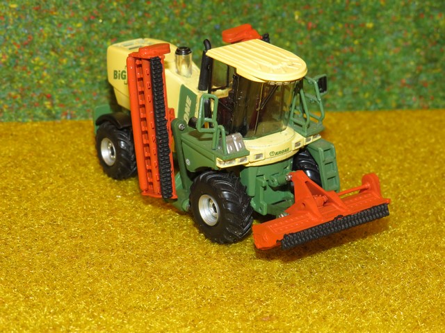 Van Wamel broyeur pour Krone Big  M 400                    .JPG