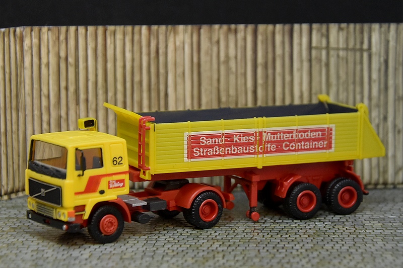 Volvo F12