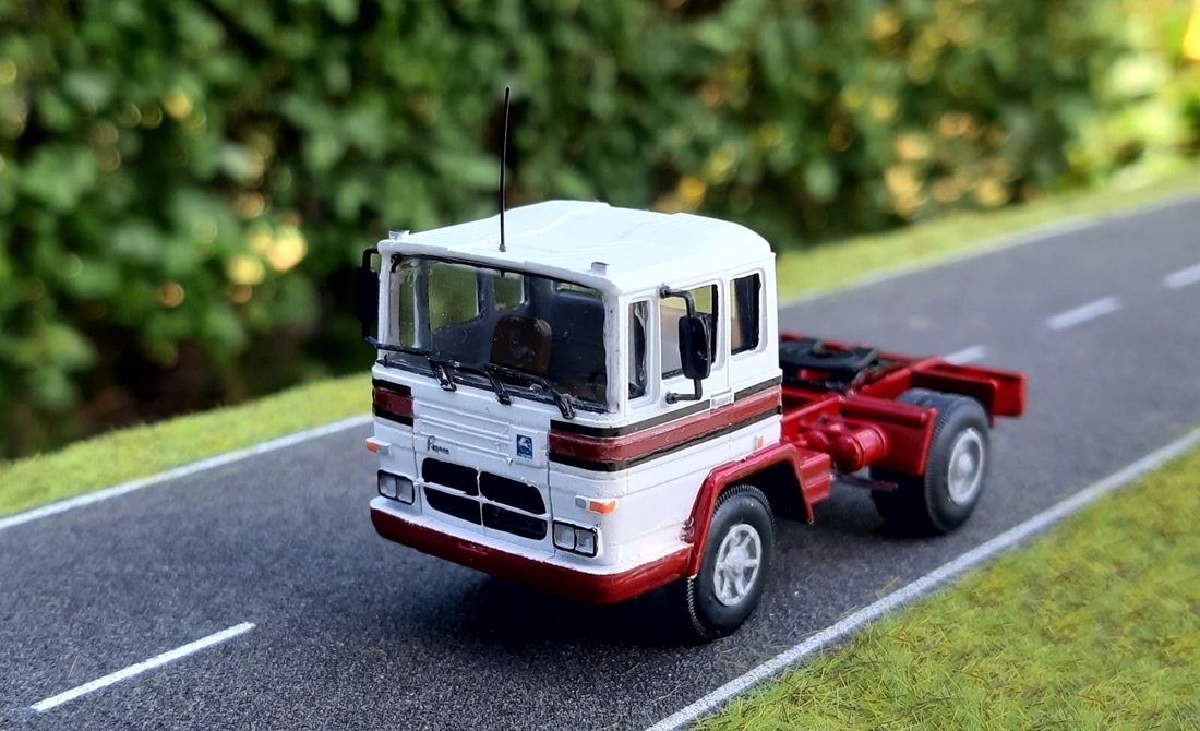 pegaso 2080 2.jpg