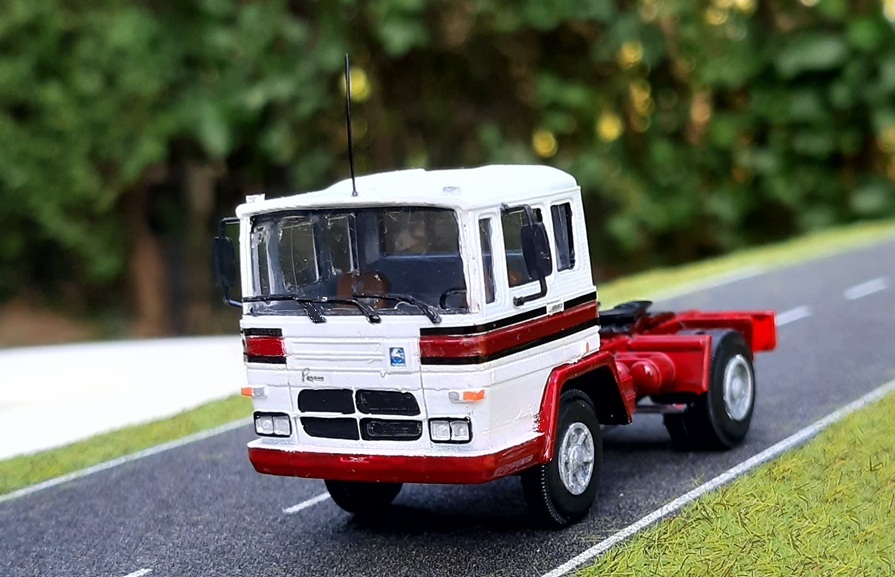 pegaso 2080 4.jpg
