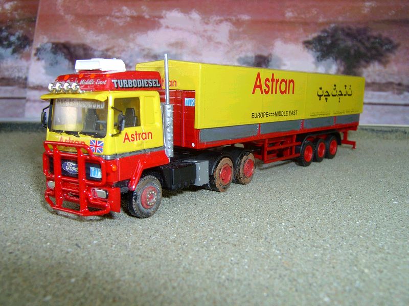 Ford Transconti vue av Astran.jpg