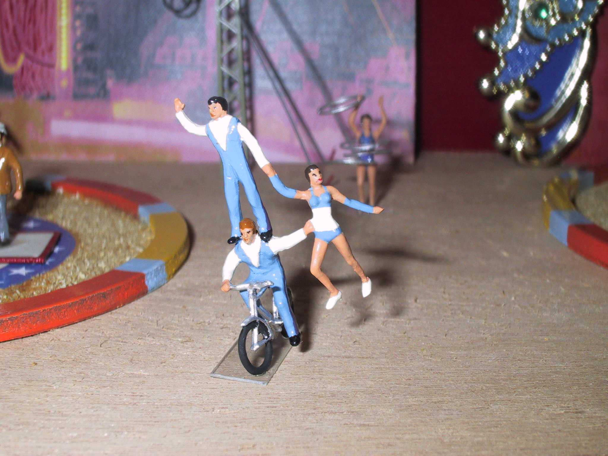 ARTISTE VELO.JPG