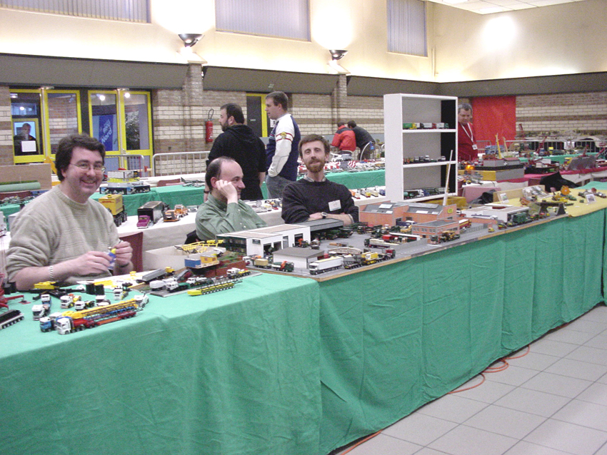 Le stand AUTHO87  Vincent,Philippe et David  01.jpg