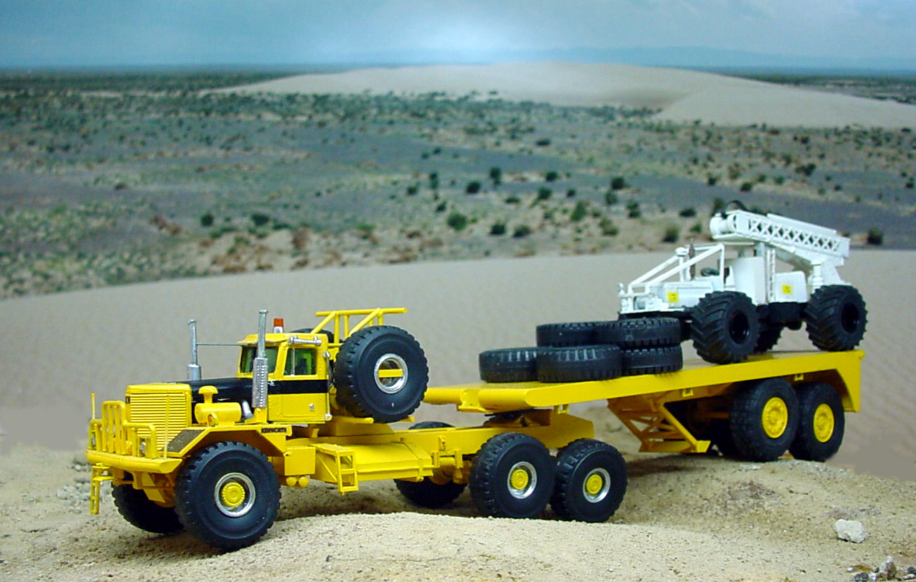 Pillet Kenworth 953 + semi + buggy   61.jpg