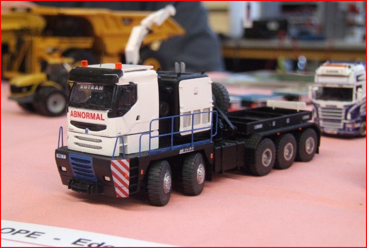 D 100  1-87 ème Holm Kaempfer.JPG