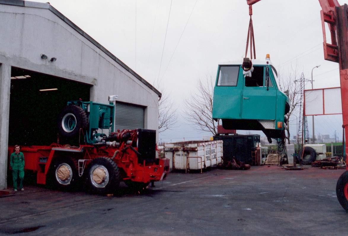 TG 250 8 X 8 tracteur SCALES - 9.JPG
