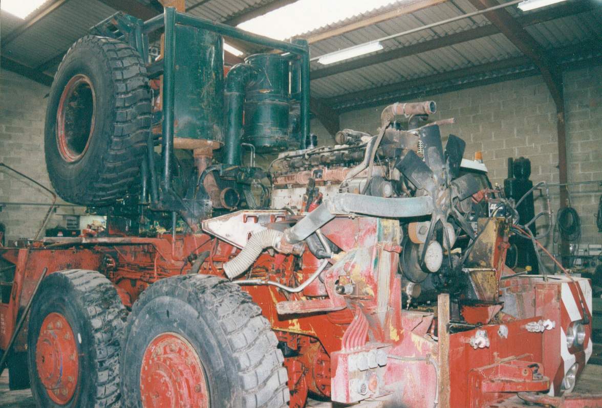 TG 250 8 X 8 tracteur SCALES - 17.JPG