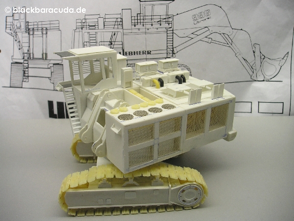 Thiess-LiebherrR996-17.jpg